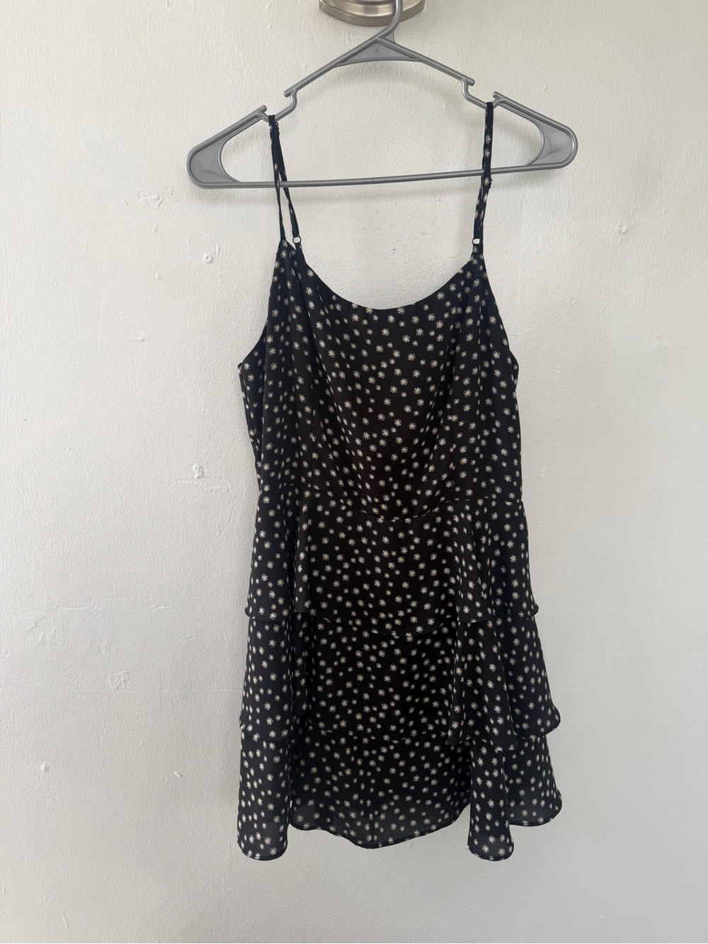 Forever 21 Black Daisy-Print Spaghetti Strap Mini Dress